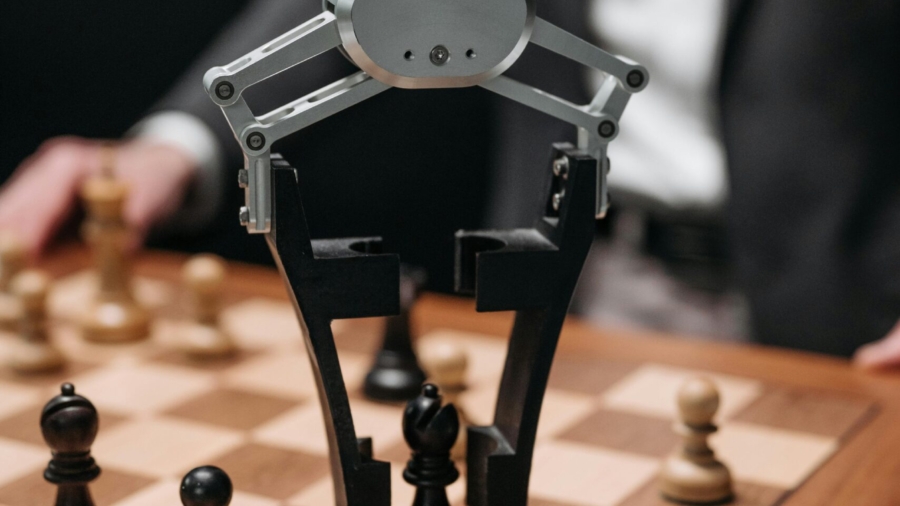 pexels-pavel-danilyuk-8438864